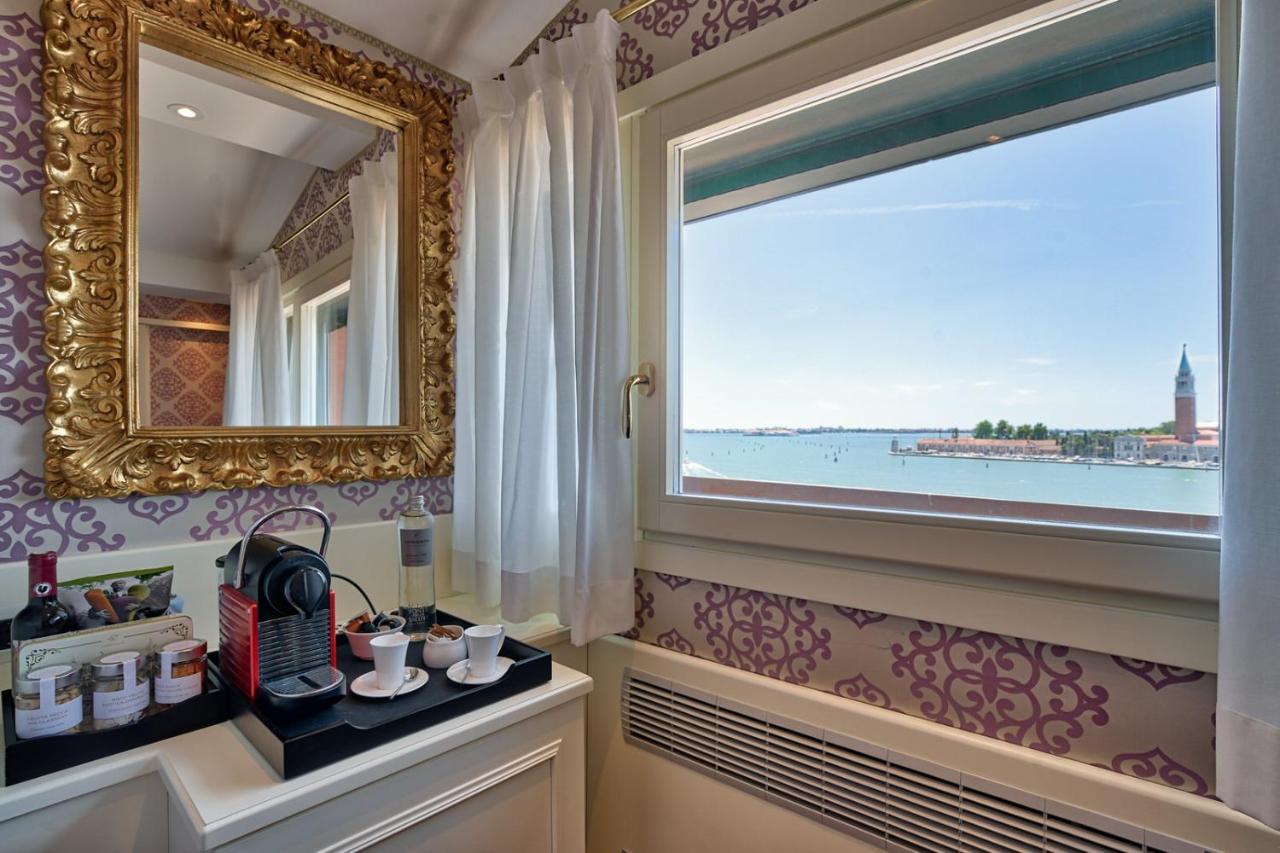 Londra Palace Venezia Esterno foto