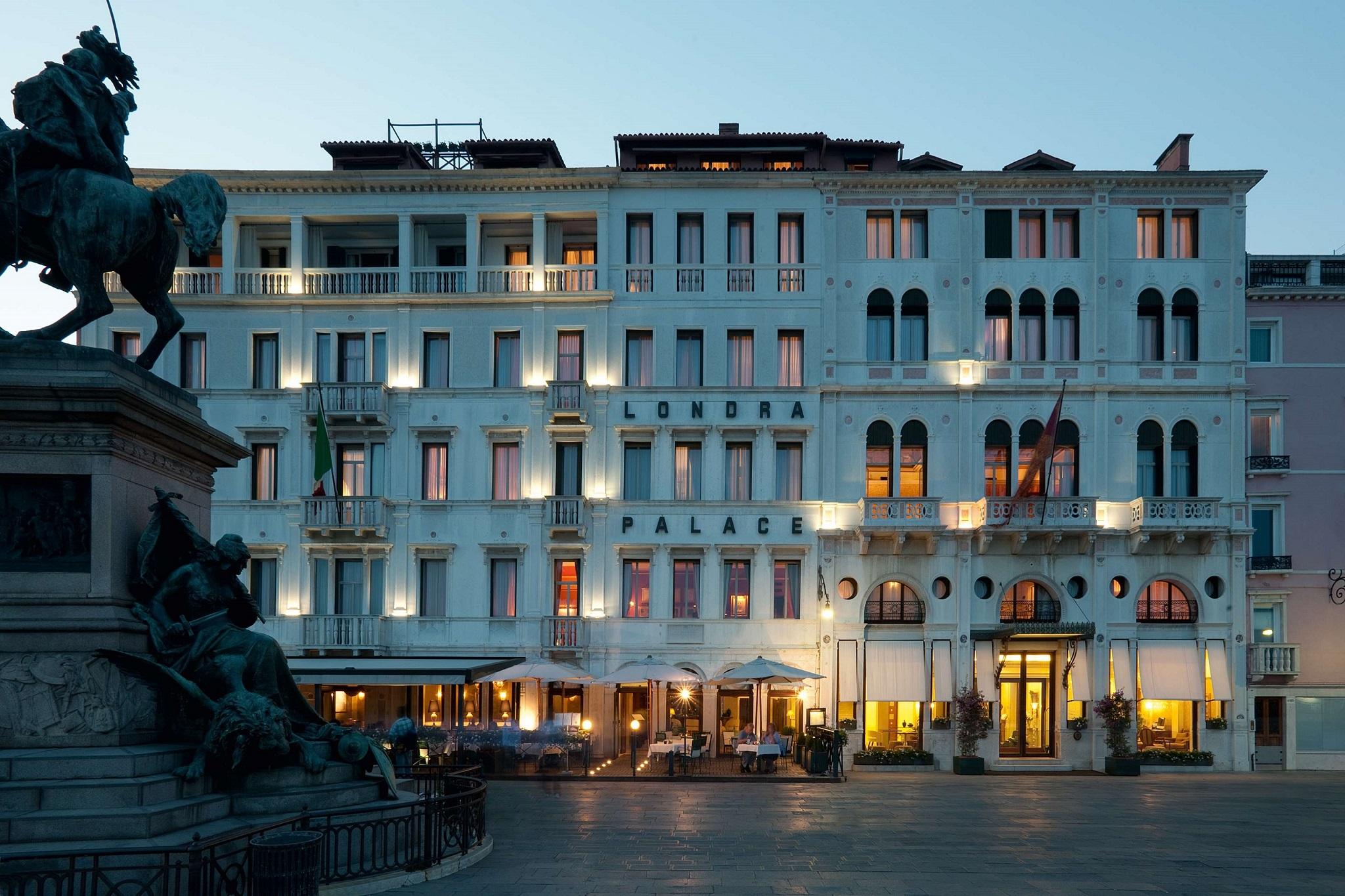 Londra Palace Venezia Esterno foto