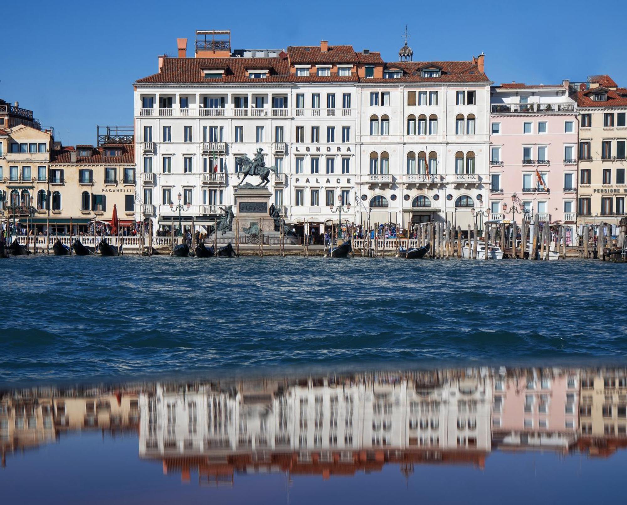 Londra Palace Venezia Esterno foto