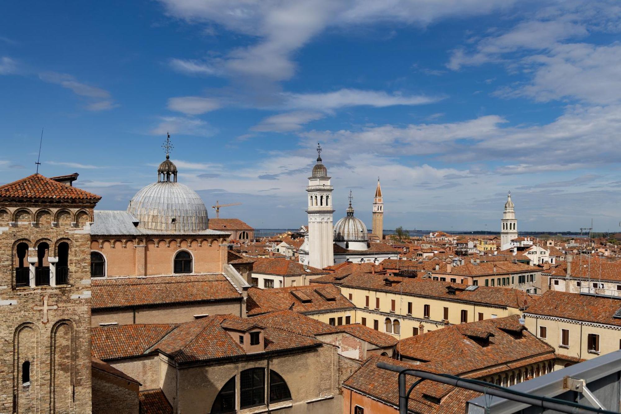 Londra Palace Venezia Esterno foto