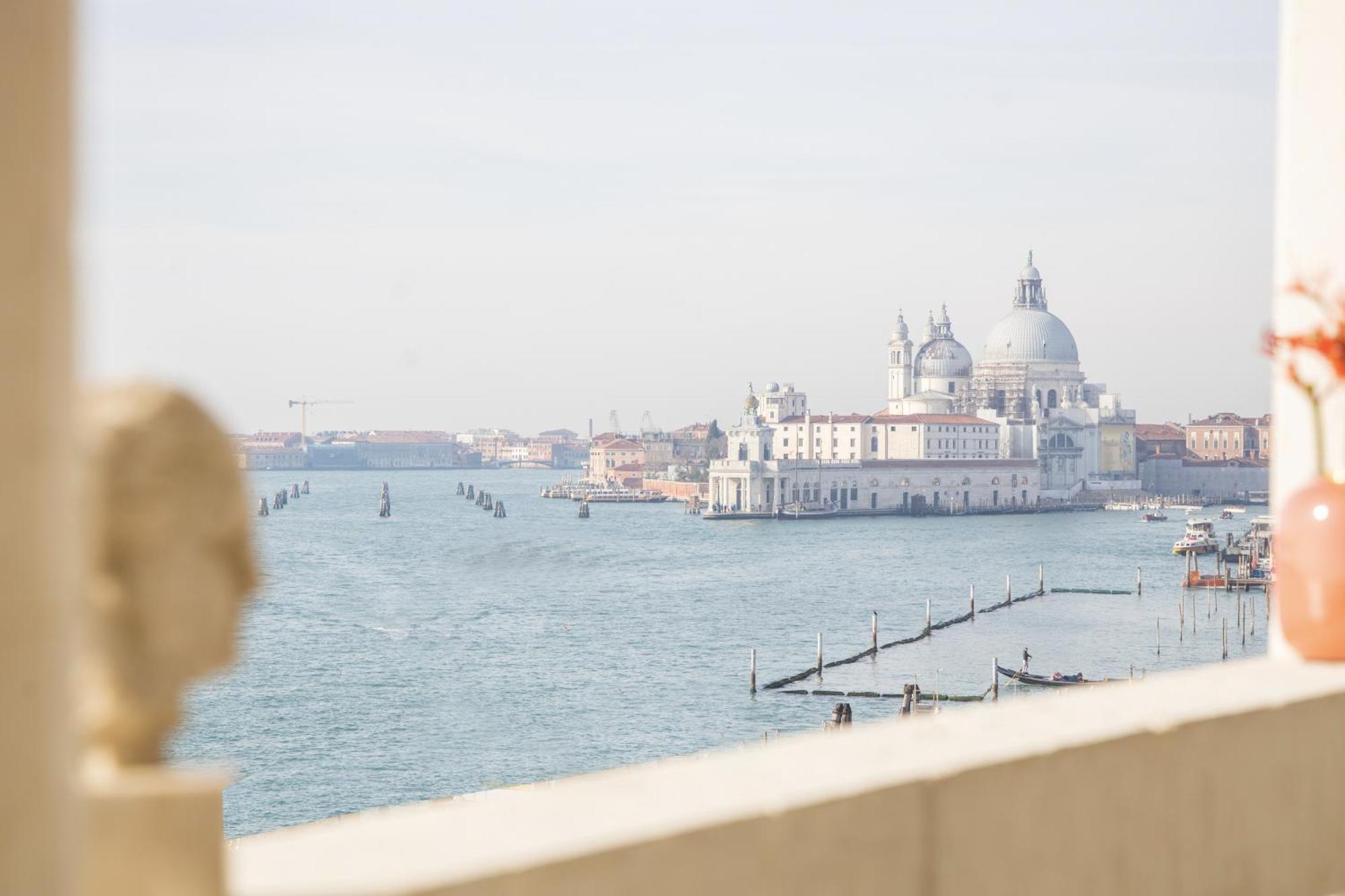 Londra Palace Venezia Esterno foto