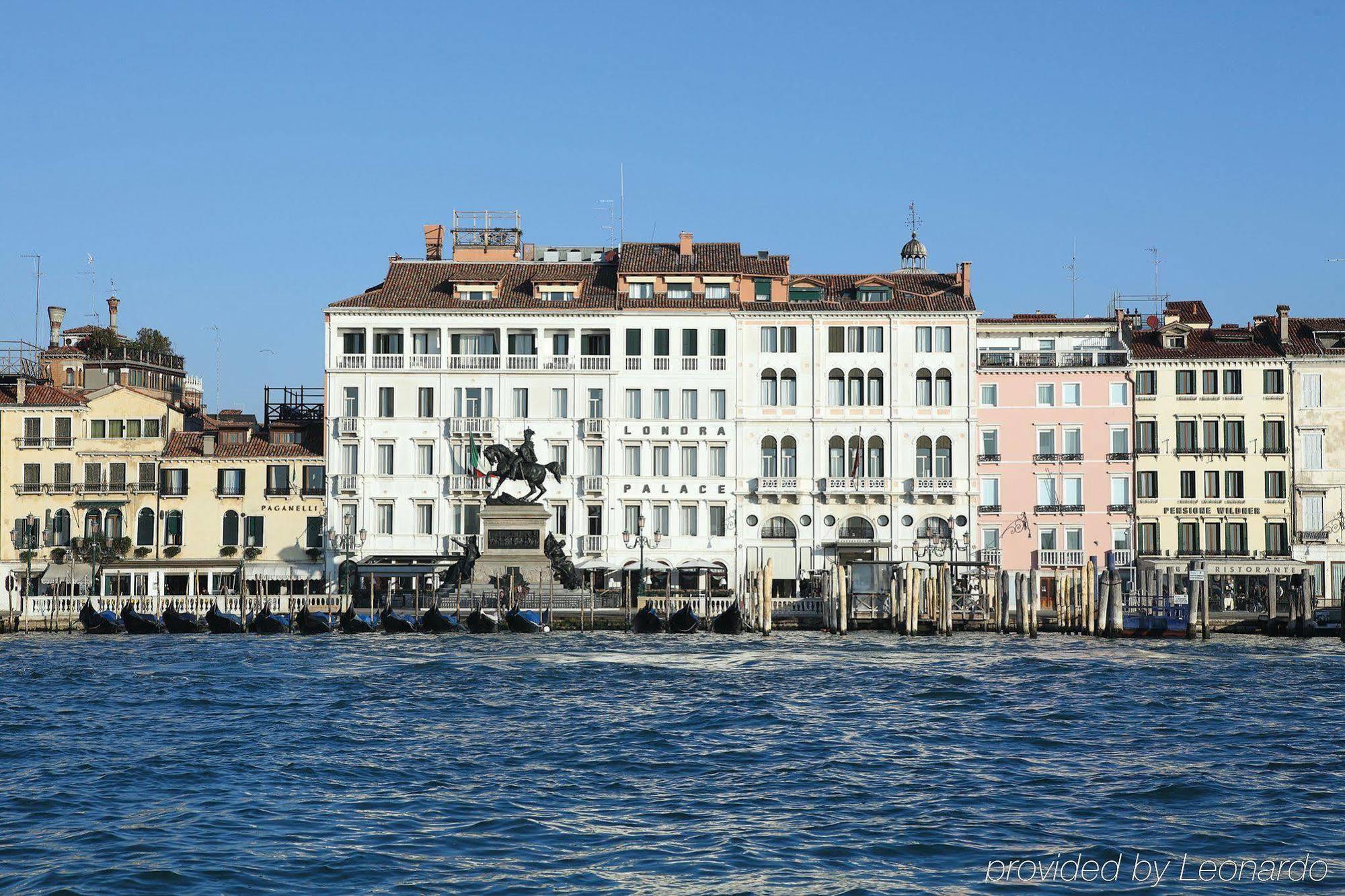 Londra Palace Venezia Esterno foto